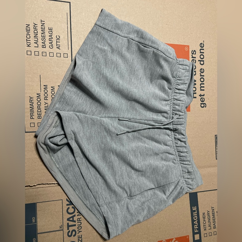 Lululemon Women's Gray Drawstring Lounge Shorts